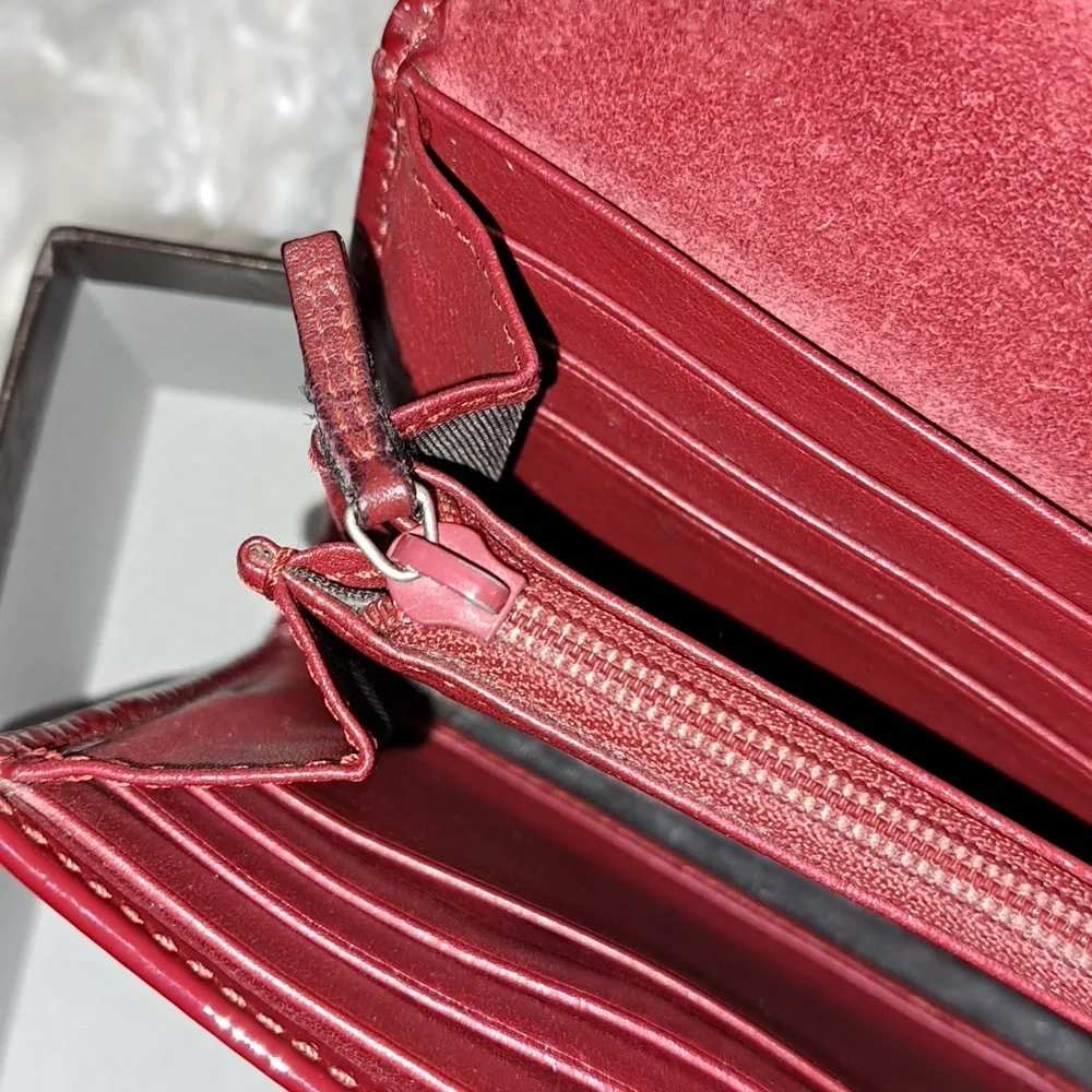 🔥🔥Gucci Guccissima Red Patent Leather Wallet - EUC - Picture 11 of 17